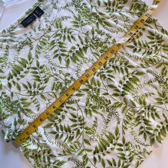 Tahari Leaf Print Top Womens Large Green Leafy Linen Lyocell Coastal Tee - Picture 5 of 6